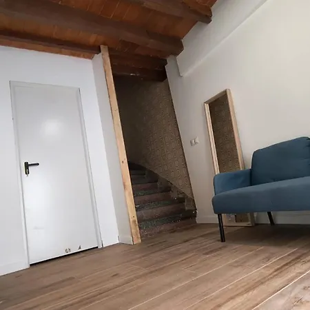 Проживание в семье Casa Roda 39 *
